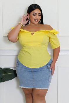 Very Alluring Top – GitiOnline Joanna Pincerato, Jesenia Perez, Long Skirt Jeans, Timeless Fashion Pieces, Luck Quotes, Red Dress Maxi, Plus Size Models, Stretch Top, Alternative Girls