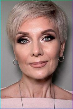 Makeup For Over 60, Makeup Over 50, 50 Makeup, Makijaż Smokey Eye, Eye Makeup Tips