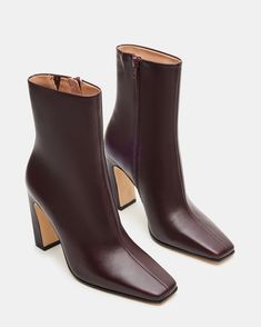 LIZABELLE Brown Leather Square Toe Ankle Boot | Women's Booties – Steve Madden 2024 Holidays, Wardrobe Planner, Square Toe Ankle Boots, Women's Booties, Fashion Archive, Classy Shoes, Brown Leather Ankle Boots, Brown Booties, Boots Fall