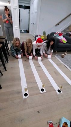 Fun Team Building Activities, Team Building Activity, Eve Game, Fun Christmas Games, Minute To Win It Games, Family Party Games