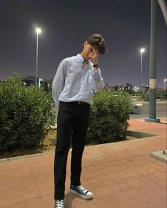 Outfit For Skinnies Boy, All Star Shoes Outfit Style Men, Guys In Kurta Aesthetic, Outfits For Teenage Guys, Guys Fashion Casual, Smart Casual Menswear, Minimalist Fashion Men