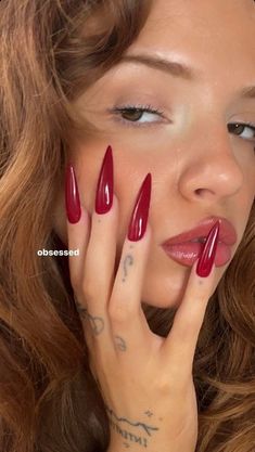 Red Long Almond Nails, Red Nails Long, Feminine Nails, Long Red Nails, Long Almond Nails, Kutek Disney, Beachy Nails, People Eater, Wine Nails