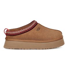 New In Box. Chestnut. Women’s Size 6 Ugg Tazz, Ugg Tasman Slippers, Ugg Tasman, Suede Slippers, Suede Mules, Ugg Slippers, Platform Slippers, Dream Shoes, Tasmania