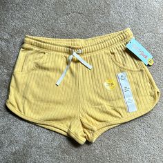 Girls Size Xl (14-16) Casual Ribbed Shorts With Drawstring. Pockets And Elastic Waistband. Color Is Mustard Not Yellow. Open To Offers! Car Jack, Ribbed Shorts, Cat & Jack, Short Girls, Kids Bottoms, Mustard, Elastic, Yellow, Closet