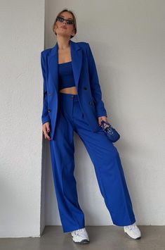 Blue Outfit Monochrome, Electric Blue Suit Woman, Semi Formal Blue Outfit, Gala Outfits For Women Pants, Royal Blue Formal Outfit, Royal Blue Suit Women Outfits, Blue Suit For Women Classy, Electric Blue Outfit Color Combos, Royal Blue Suit Women