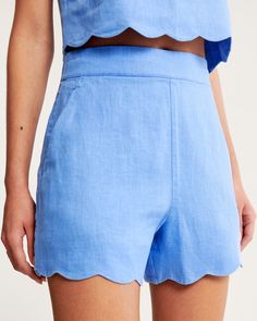 Elevate your summer wardrobe with the Abercrombie & Fitch Women's Premium Linen Scallop-Hem Tailored Shorts in a refreshing French Blue. These chic shorts are designed to offer both style and comfort.

- Size: 36
- Color: French Blue
- Material: Body: 100% Linen, Lining: Cotton
- Gender: Female
- Features: Ultra high-rise fit, 3-inch inseam, elasticated waistband with zipper, functional pockets, fashionable scallop hem

Crafted from high-quality linen with a soft cotton lining, these tailored sh Abercrombie And Fitch Shorts, Scallop Hem, Women's Bottoms, Tailored Shorts, Abercrombie And Fitch Jeans, American Clothing, Linen Set, French Blue, Mom Shorts