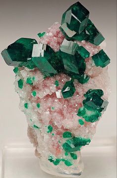 Minerals Crystals Rocks, Rock Minerals, Beautiful Rocks, Rock Collection, Mineral Stone