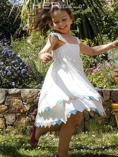 Girls Dress Pattern Free, Simple Dress Pattern, Girls Clothes Patterns, Sewing Kids Clothes, Girl Dress Pattern, Dress Patterns Free, Free Pdf Sewing Patterns, Free Girl, Free Dresses