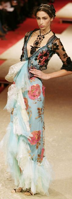 Lacroix Couture, Haute Bohemian, Boho Christian, Model Style, Floral Fashion, Christian Lacroix, Gorgeous Gowns, Bohemian Clothes