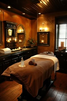 13+ Facial Room Ideas: Design Solutions to Maximize Space in a Compact Treatment Area - DreamyHomeStyle Spa Decor Ideas Estheticians, Small Facial Room, Massage Room Colors, Facial Room Ideas, Aesthetician Room, Spa Room Design, Spa Room Ideas Estheticians, Spa Massage Room