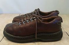 BORN women's size 6.5 M brown leather lace up oxfords in very nice condition with minor creasing. Fast shipping. Brown Oxford Lace-up Shoes For Spring, Brown Platform Oxford Shoes, Fitted Brown Lace-up Oxfords, Vintage Brown Oxfords With Leather Sole, Brown Leather Lace-up Oxfords, 80s Clothes, Brown Oxford Shoes, Staple Shoes, Oxfords Shoes