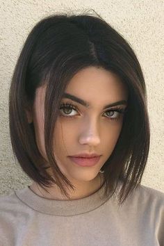 Brown Hairstyles, Brown Bob, Short Dark Hair, Short Brown Hair, Choppy Bob Hairstyles, Short Straight Hair, Hairstyles Women, Penteado Cabelo Curto, Hair Toppers