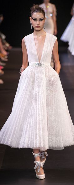 جورج حبيقة, George Hobeika, 2019 Couture, Catwalk Collection, Georges Hobeika, African Traditional Dresses, Luxury Wedding Dress, White Fashion