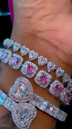 Womens Luxury Jewelry, Diamond Chains Women, Pink Jewelry Aesthetic, Accessories Baddie, Jewelry Baddie, Baddie Accessories, Icy Jewelry, Body Jewelry Diy, Iced Out