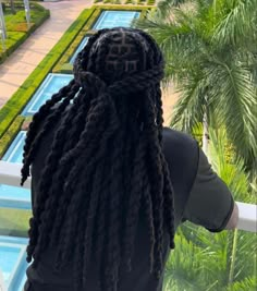 Brick Parting, Loc Styles Long, Female Dreadlocks, Man With Dreadlocks, Female Dreadlocks Styles, Dreadlocks Styles, Long Locs, Loc Hairstyles