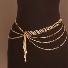 Men Bodies, Fringed Belt, Boho Layering, Waist Chain, Chain Belt, Geometric Pendant, Everyday Dresses, Estilo Boho, Jewelry For Women