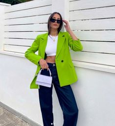 Spring Oversized Blazer With Welt Pockets, Trendy Oversized Blazer With Pockets, Chic Oversized Blazer With Pockets, Casual Oversized Blazer With Lapel Collar, Oversized Casual Blazer With Double Button, Oversized Casual Blazer With Double Button Closure, Green Long Sleeve Outerwear With Welt Pockets, Casual Office Blazer With Double Button Closure, Green Winter Workwear Blazer