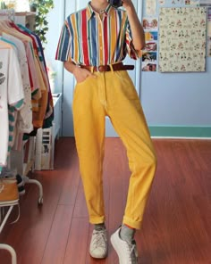 Yellow Pants, 80s Outfit, Grunge Look, Cooler Look, Character Outfits