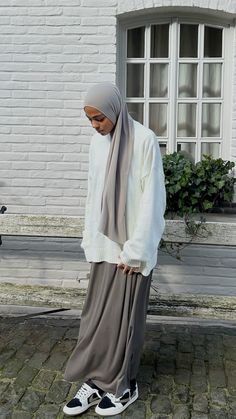 Muslim Aesthetic, Modest Fits, Hijabi Style, Muslim Outfits, Hijabi Outfits, Affirmations, Van