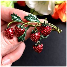 Strawberry Brooch Pin, Red Brooch, Strawberry Jewellery, Strawberry Gift Height: 1.7 inch ( 4.5 cm ) Width: 2.1 inch ( 5.5 cm ) Vintage style Your item will be carefully packed. Shipping from The Netherlands. Thank you for stopping by and checking out my items. Strawberry Jewelry, Red Brooch, Strawberry Gifts, Brooch Corsage, Boho Items, Hat Decoration, Wild Strawberries, Brooch Bouquets, Felt Brooch