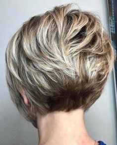 Graduated Layers, Stacked Haircut, Stacked Hairstyles, Longer Layers, Modern Pixie