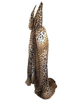 For Sale on 1stDibs - Presenting a grandiose leopard print Yves Saint Laurent Rive Gauche gown, designed by Tom Ford. This gown from the Spring/Summer 2002 collection features Goth Wardrobe, Jaguar Print, Printed Gowns, Rive Gauche, Cheetah Print, Tom Ford, Jaguar, Day Dresses, Yves Saint Laurent