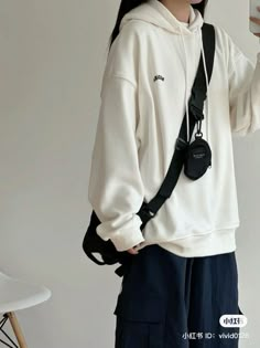 Male Clothing Styles, University Clothes, Tomboy Outfit Ideas, Tomboy Aesthetic, Tomboy Outfit, Korean Vibes, Acubi Style, Outfit Ideas Everyday, Neat Casual Outfits