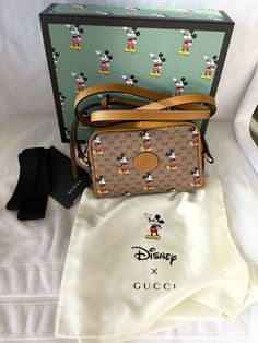 Gucci Mickey Mouse Bag, Gucci Leather Bags For Gift, Gucci Leather Shoulder Bag Perfect For Gifts, Gucci Brown Bag Perfect For Gift, Brown Gucci Bag As Gift, Gucci Mickey Mouse, Disney Gucci, Gucci Products, Disney Gear