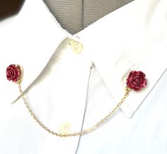 Red Rose Petal Collar Chain - Passion Rose Collar Pin - Romantic Rose Collar Brooch - Symbol of Love Lapel Pin - Love Symbol Shirt Clasps -Flower Brooch - 805-2 Approximately Size:  - Stainless Steel Chain Length - 12cm  - Charm Piece - 1.4cm - Color: Red - Package Include: One Collar Chain 100% Hand Made  - This gift set is ready to go. The color may slightly different with different display, we try our best to show its colour. https://www.etsy.com/ca/shop/AosCollection?ref=simple-shop-header-name&listing_id=801271129 Rosé Suit, Intricate Jewelry, Rose Accessories, Collar Brooch, Rose Clothing, Love Symbol, Collar Clips, Collar Pin, Red Rose Petals