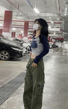 Grunge Korean Outfits, Korean Streetwear Fashion Women, Korean Y2k, Random Girl, Korean Casual Outfits, Fits Clothes, Lana Del Ray