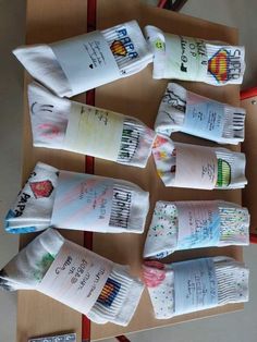 Class Father's Day Gifts, Reggio Fathers Day Gifts, Fathers Day Gifts Ideas From Kids School, Preschool Parent Christmas Gifts, Cadeau Vader, Day Camp Activities, Parent Holiday Gifts, Preschool Set Up, Kids Fathers Day Crafts