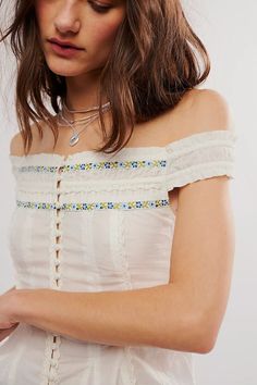 Sweet As Pie Top | Free People Floral Top Outfit, Ribbon Top, Fancy Casual, Cute Work Outfits, Pie Tops, Country Girl Style, Vogue Covers, Blouse Casual, Women's Blouses