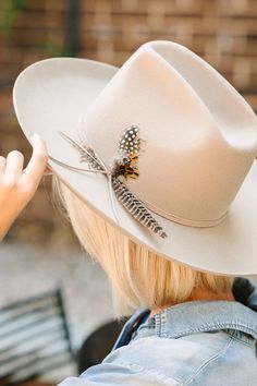 This hat is so much fun! Obviously we love that trendy wide brim style but it's that feather detailing that really won us over! Adjustable velcro inside for sizing Brim: 3.84 in Crown: 5.12 in Inner Circumference: 23.23 in Hat With Feather, Mint Julep Boutique, Model Fits, Wide Brimmed Hats, Brim Hat, Wide Brimmed, Crown, Hats