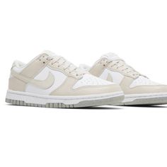 Women’s Dunk Low Nature “Light Orewood Brown.” Has Sings Of Wear, Slight Creasing Light Orewood Brown Dunks Outfits, Nike Dunk Low Oatmeal, Next Nature Dunks, Tan Dunks, Brown Nikes, Shoes Nike Dunks, Nike Dunks Low, Dunk Outfit, Dunks Low