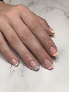 Short French Nails Color Square, French Nails With Pastel Tips, French Tip Nails Different Colors Square, Gel Nails Short Colors, Spring Tips Nails, Short Colourful French Nails, Pastel Tip Nails Square, Gel French Tip Nails Colour, Different Coloured Nail Tips