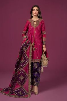 Raw Silk Salwar, Salwar Kameez Pakistani, Pakistani Party Wear, Boy Newborn, Pakistani Wedding Outfits, Maria B, Designer Party Wear Dresses, Pakistani Bridal Wear