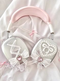 Cute Headphones, Soft Pink Theme, The Cardigans, Airpods Max, Pink Gem, Kawaii Accessories, Pink Girly Things, Girly Accessories, Lace Bows