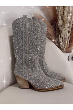 Mixed jewel embellishments lend glamorous appeal to a trend-savvy Western boot framed by a pointy toe and stacked block heel. 1 1/2" heel 9 1/2" shaft; 13" calf circumference Synthetic upper, lining and sole Bling Cowgirl Boots, Retro Western Aesthetic, Outfit Vaqueros, Cowgirl Things, Eras Outfits, Sparkly Boots, Sparkly Outfits, Boot Collection, Cowgirl Accessories