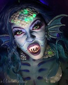 Evil Mermaid, Paint Design Ideas, Sea Crown, Mermaid Makeup Halloween, Mermaid Halloween Costumes, Mermaid Parade