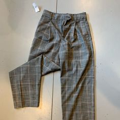 Size 00 Petite Wide Keg Plaid Pants From Gap. Tags Still On. Tailored High Waist Bottoms With Pockets, High Waist Tailored Bottoms With Pockets, Tailored High-waist Bottoms With Pockets, Gap High-waisted Work Pants, Chic Gap Bottoms For Fall, Fitted Gap Bottoms For Business Casual, Chic Straight Pants By Gap, Gap Cotton Bottoms For Fall, Gap Chic Bottoms With Relaxed Fit