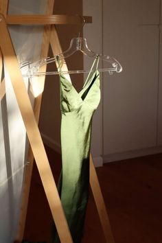 Babyboo Dress, Prom Photos, Dress Inspiration, Long Prom Dress, Golden Hour, Green Dress, Prom Dress, Prom Dresses