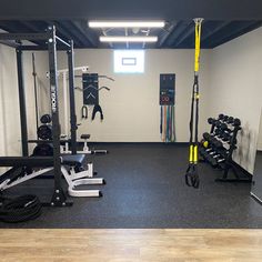 the gym is clean and ready for people to use it as an exercise center,