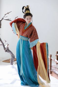 #hanfu #China #Chinese #history #ChineseHanfu #WeiDynasty #JinDynasty #ChineseTraditionalClothing #fashion #traditonal #Culture Chinese General Culture, Jin Dynasty, Chinese Traditional Clothing, Chinese History, Chinese Hanfu, Ancient China, Chinese Clothing, Traditional Clothing, Traditional Outfits