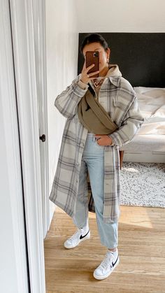 Cute Winter Outfits For Women, Winter Outfits For Women, Look Adidas, Estilo Indie, Skandinavian Fashion, Cold Outfits, Fall Winter Wardrobe, Cute Winter Outfits