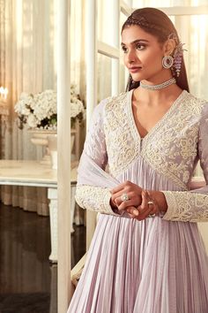 Embroidered silk ruched Anarkali paired with net dupatta. Fabric: Anarkali: silk, Dupatta: net Color: Lilac No. Of Pieces: 2 Wash Care: Dry clean Style Code: RMSC-17 Alia Cut, Ridhi Mehra, Fashionable Tops, Embroidered Anarkali, Anarkali Dress Pattern, Elevated Casual, Embroidered Crop Tops