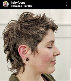 Styling Mohawk Women, Short Shag Undercut, Soft Mohawk Women, Short Womens Mullets, Mohawk Haircut Women, Womens Mullet Hairstyles Short, Growing Out Mohawk, Mullet Undercut Hairstyle Women, Fauxhawk Mullet