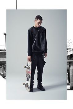 #kaskryst #bunchbunch #aw2013 #fashion Men Pose, Chicos Fashion, Health Goth, Men's Casual Style, Men Street