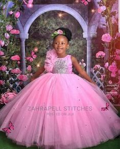 Ball gowns for kids for special ceremonies Gown Styles For Kids, Kids Ball Gowns, Ball Gowns For Kids, Gowns For Kids, Lace Dress Classy, Fancy Short Dresses