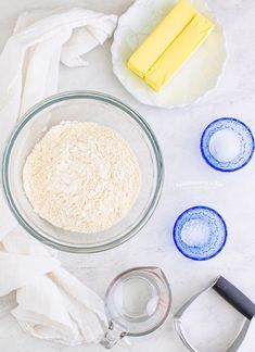 the ingredients to make this cake are in bowls