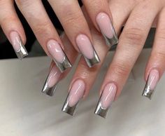 Silver Chrome French Tip, Chrome French Tip Nails, Chrome French Tip, Chrome French, Grey Nail Designs, French Tip Press On Nails, Chrome Nails Designs, French Tip Nail Designs, Nails Square